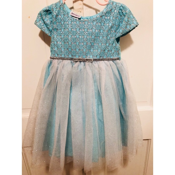 Beautiful Kids Dressđź‘— - Picture 2 of 4